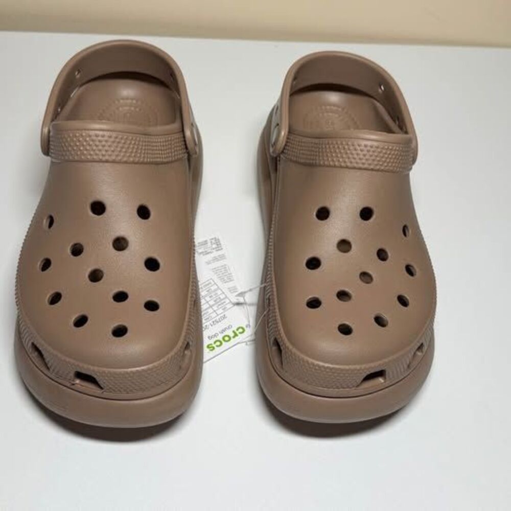 Crocs Classic Crush Clogs Latte Tan Platform Unisex M5 / W7 NWT - Picture 4 of 7